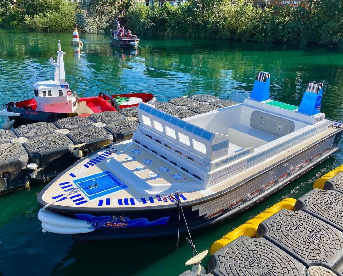 Holiday Home Breaks At Tattershall Lakes Coningsby Εξωτερικό φωτογραφία