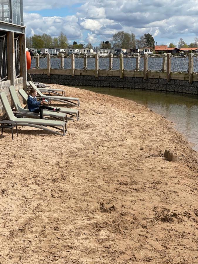 Holiday Home Breaks At Tattershall Lakes Coningsby Εξωτερικό φωτογραφία
